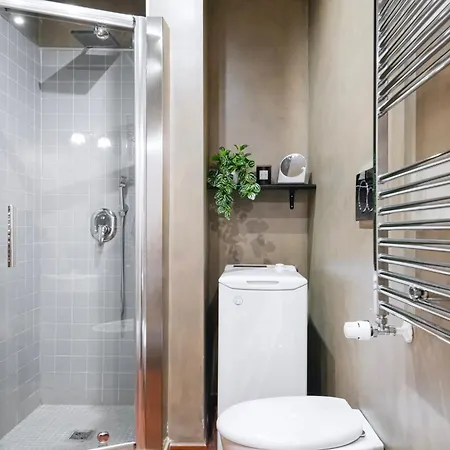 And Cozy In Porta Romana By Easylife דירה